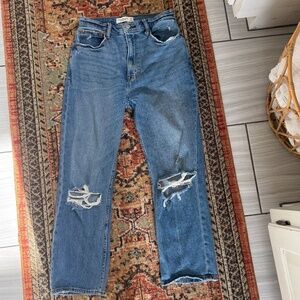 A&F ankle straight Jean